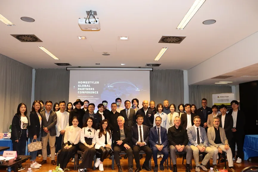 米蘭掀起&ldquo;3D+AI&rdquo;科技熱潮，居然之家攜手居然設計家亮相第62屆米蘭國際家具展